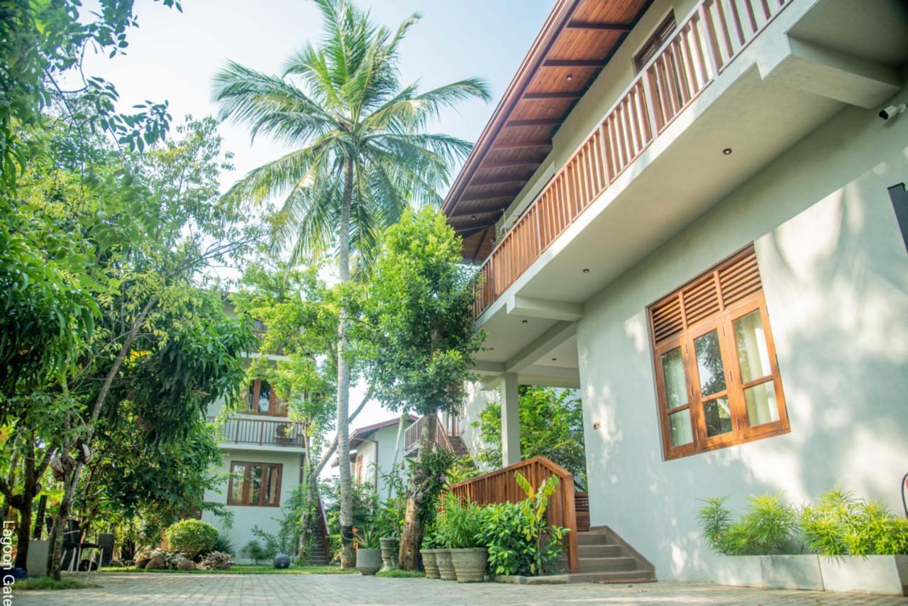 Lagoon Gate Tangalle Resort Exterior photo
