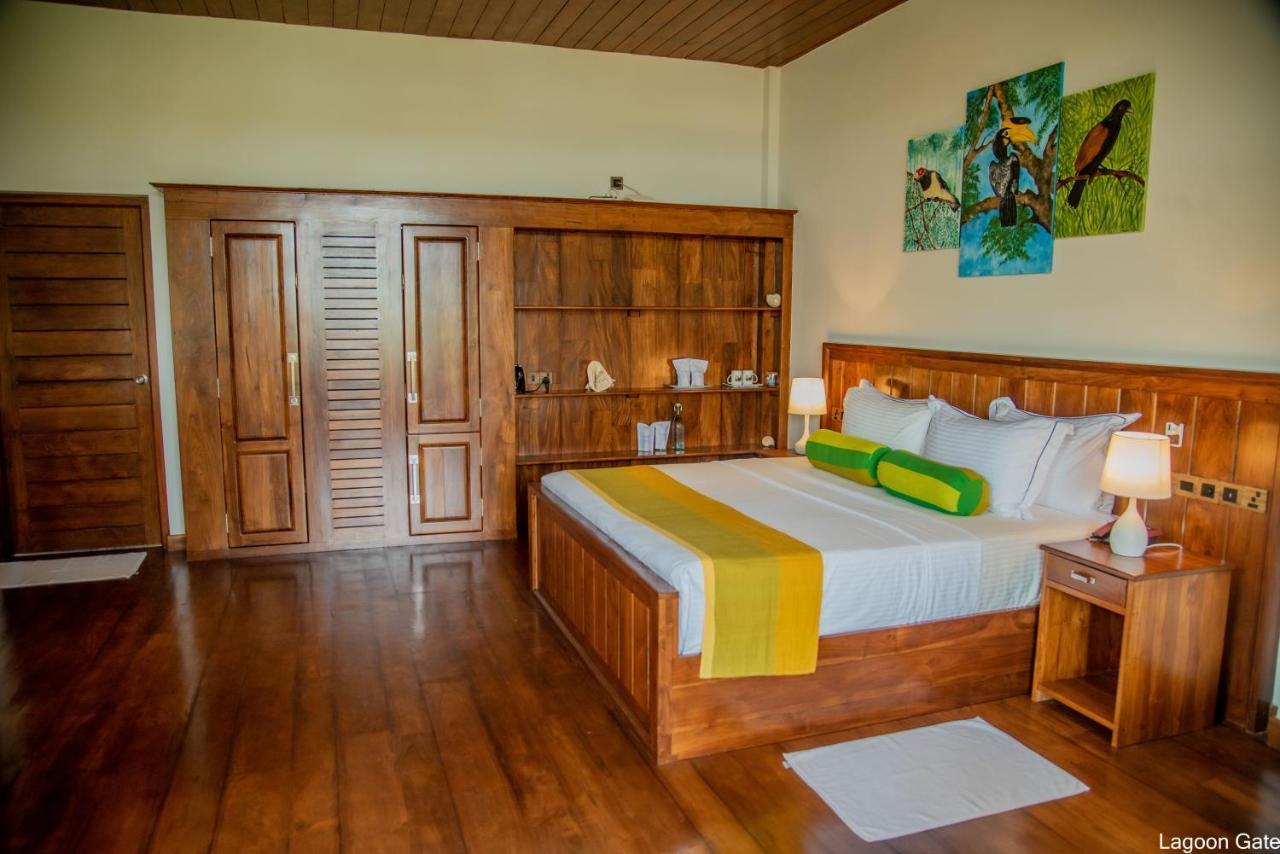 Lagoon Gate Tangalle Resort Exterior photo